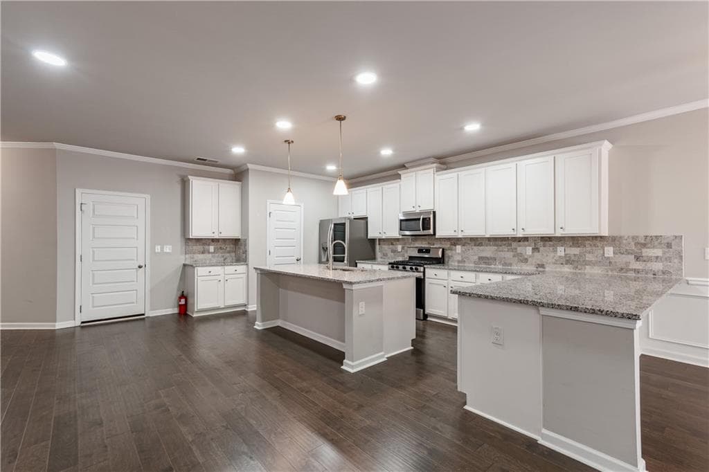 4 bedroom, 3 bathroom, 2,196 sq ft townhouse for sale at 2463 Shetley Creek Drive, Norcross, GA 30071 — photo 9