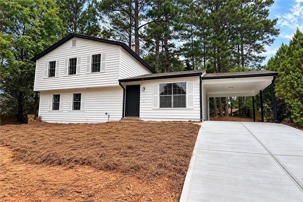 5 bedroom, 3 bathroom, 1,469 sq ft single family residence for sale at 743 Summer Chase Drive, Jonesboro, GA 30238