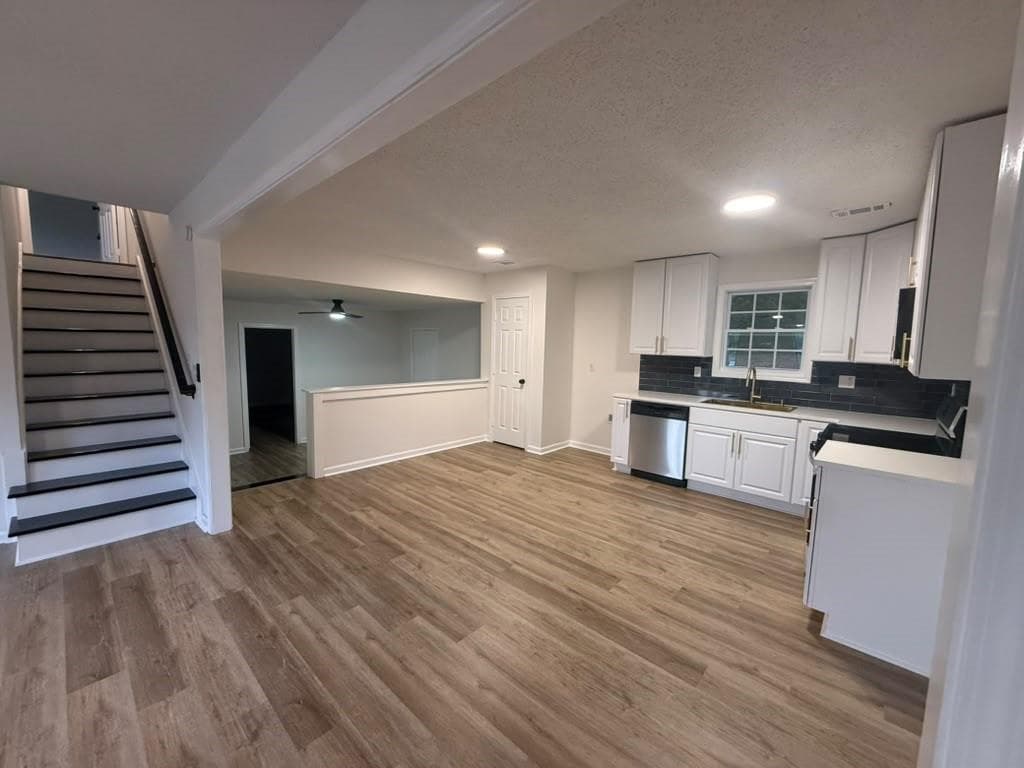 5 bedroom, 3 bathroom, 1,469 sq ft single family residence for sale at 743 Summer Chase Drive, Jonesboro, GA 30238 — photo 3
