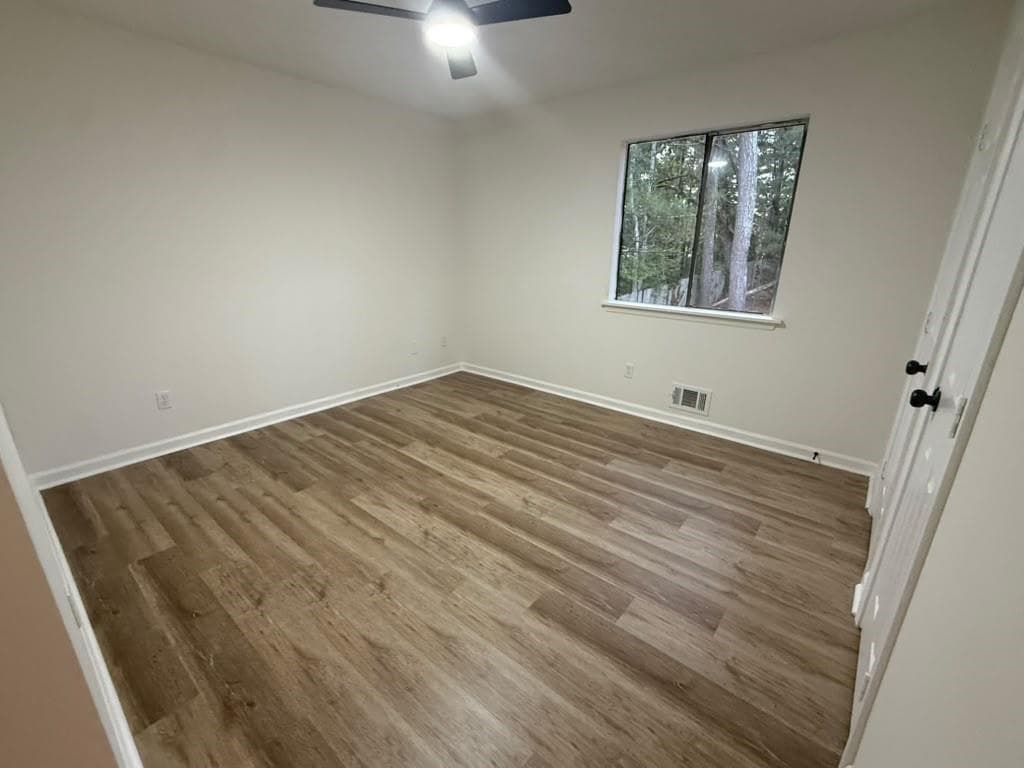 5 bedroom, 3 bathroom, 1,469 sq ft single family residence for sale at 743 Summer Chase Drive, Jonesboro, GA 30238 — photo 7