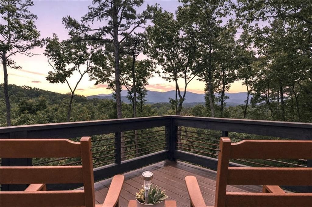 4 bedroom, 4 bathroom, 2,912 sq ft single family residence for sale at 254 Leatherwood Mountain Road, Ellijay, GA 30540 — photo 4