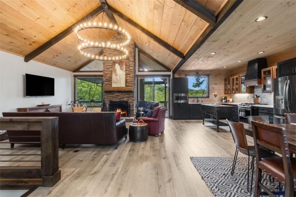 4 bedroom, 4 bathroom, 2,912 sq ft single family residence for sale at 254 Leatherwood Mountain Road, Ellijay, GA 30540 — photo 8