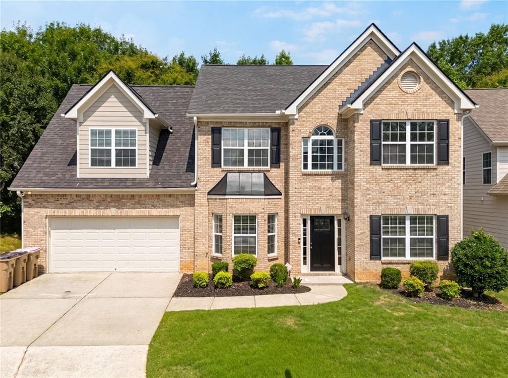 5 bedroom, 3 bathroom, 2,762 sq ft single family residence for sale at 6973 Grand Hickory Drive, Braselton, GA 30517