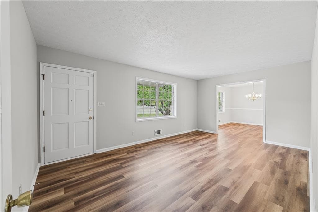 3 bedroom, 2 bathroom, 2,680 sq ft single family residence for sale at 3915 Green Forest Lane, Smyrna, GA 30082 — photo 8