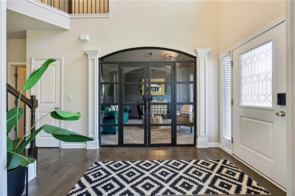 5 bedroom, 3 bathroom, 3,193 sq ft single family residence for sale at 3007 Cove View Court, Dacula, GA 30019 — photo 2