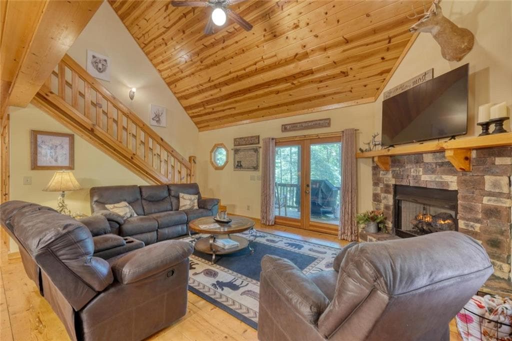 3 bedroom, 3 bathroom, 2,624 sq ft single family residence for sale at 75 Carol Lane, Ellijay, GA 30540 — photo 5