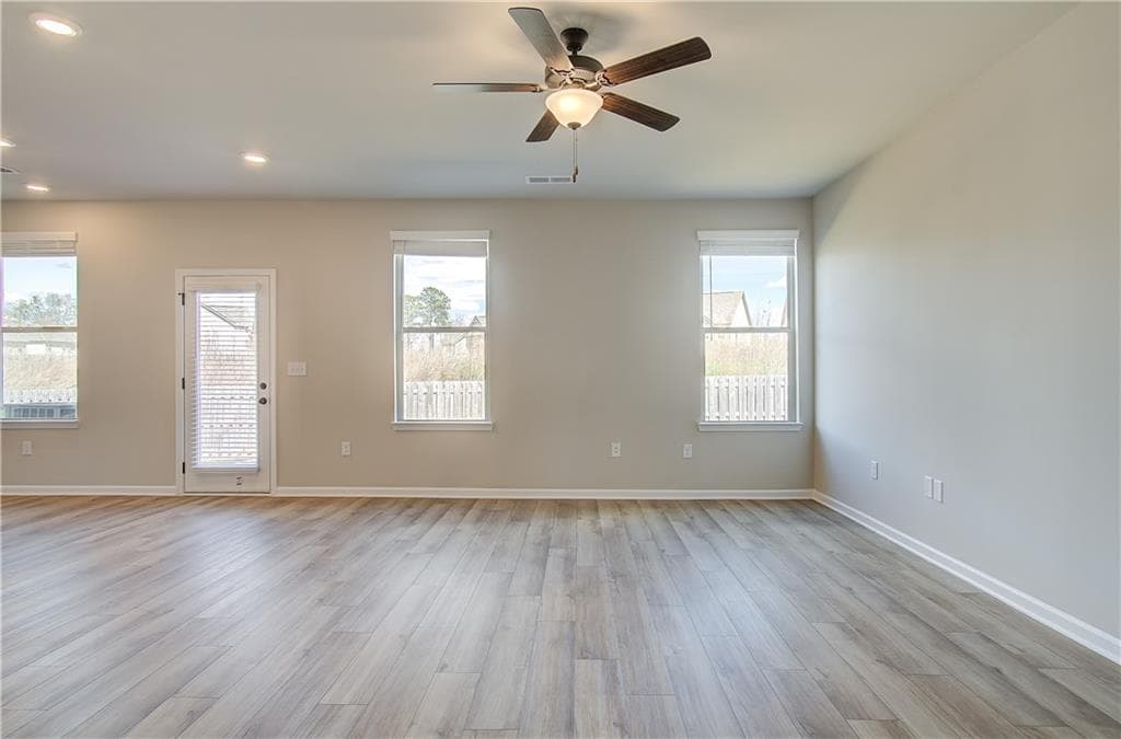 4 bedroom, 3 bathroom, 2,001 sq ft single family residence for sale at 11974 Brightside Parkway, Hampton, GA 30228 — photo 6