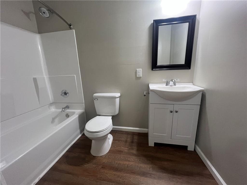 1 bedroom, 2 bathroom duplex for rent at 21 Highland Street, Gainesville, GA 30501 for $1,395 a month — photo 5