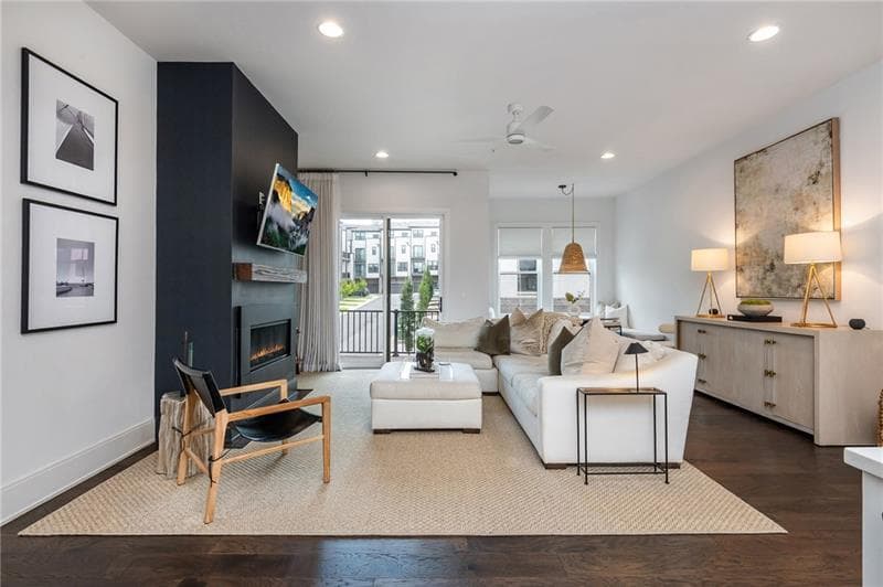 4 bedroom, 5 bathroom, 2,902 sq ft townhouse for rent at 1038 Culpepper Street, Atlanta, GA 30318 for $4,750 a month — photo 4
