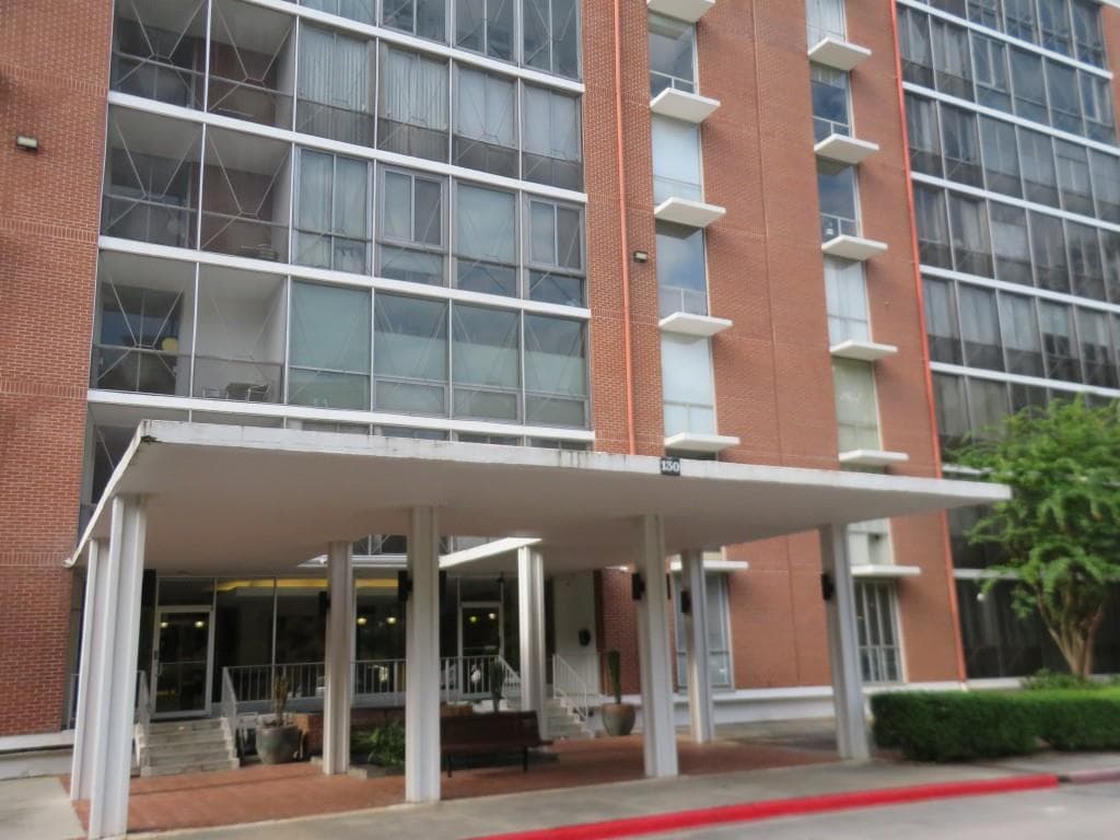 1 bedroom, 1 bathroom, 815 sq ft condominium for sale at 130 26th Street 703, Atlanta, GA 30309 — photo 4