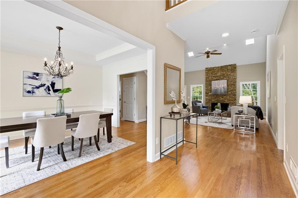 4 bedroom, 4 bathroom, 3,295 sq ft single family residence under contract at 4880 Haydens Walk Drive, Johns Creek, GA 30022 — photo 4
