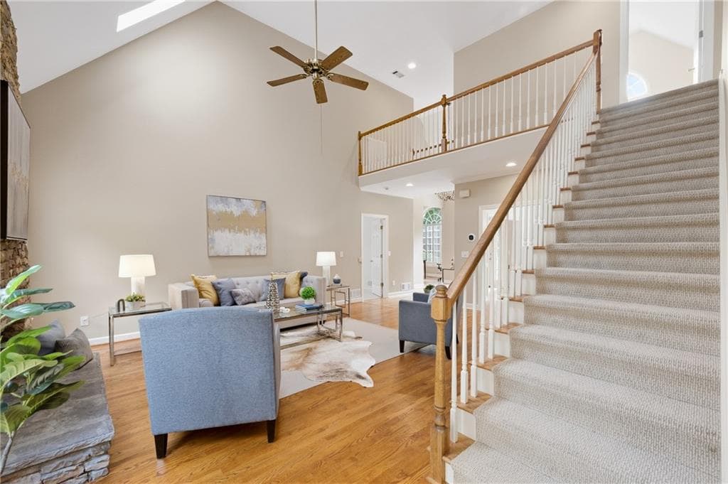 4 bedroom, 4 bathroom, 3,295 sq ft single family residence under contract at 4880 Haydens Walk Drive, Johns Creek, GA 30022 — photo 8