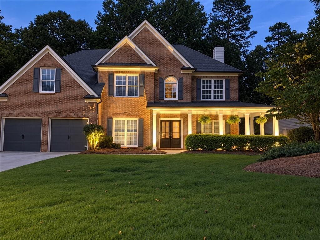 5 bedroom, 4 bathroom, 2,827 sq ft single family residence for sale at 3845 Summit Gate Drive, Suwanee, GA 30024 — photo 4