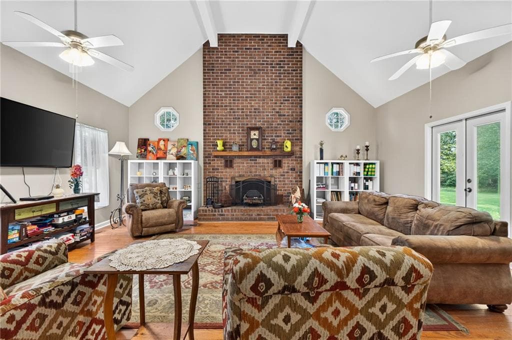 4 bedroom, 3 bathroom, 3,366 sq ft single family residence for sale at 169 Silver Dollar Road, Barnesville, GA 30204 — photo 3