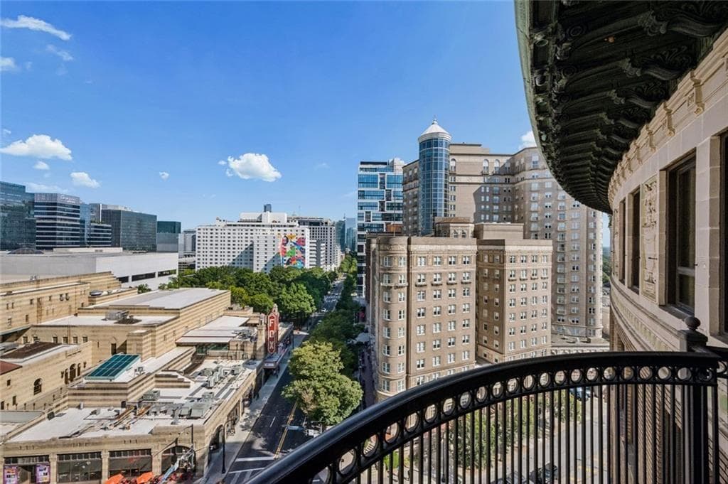 3 bedroom, 3 bathroom, 1,882 sq ft condominium for sale at 75 Ponce de Leon Avenue 1107, Atlanta, GA 30308 — photo 3