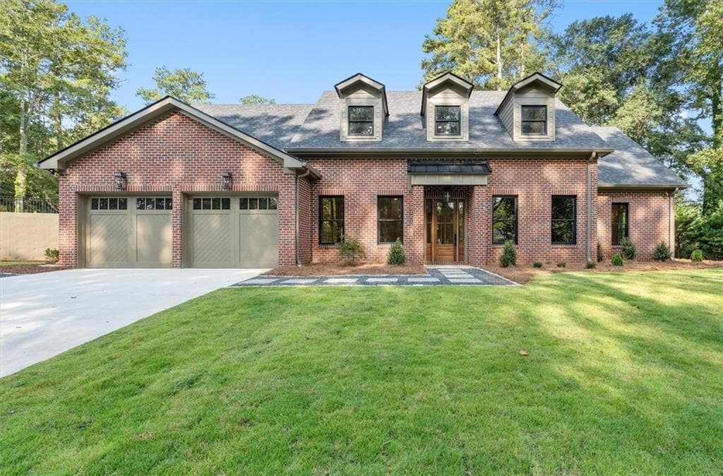 4 bedroom, 4 bathroom, 3,762 sq ft single family residence for sale at 111 Sunset Boulevard, Carrollton, GA 30117 — photo 4