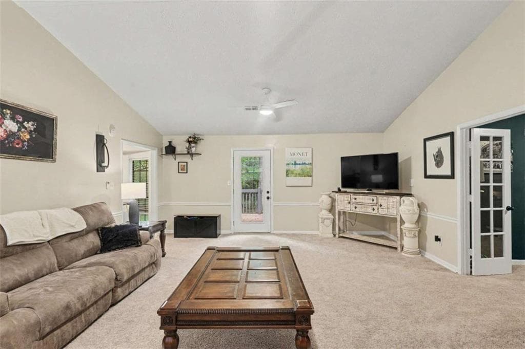 4 bedroom, 2 bathroom, 2,016 sq ft single family residence for sale at 130 Ashley Oaks Drive, Mcdonough, GA 30253 — photo 8