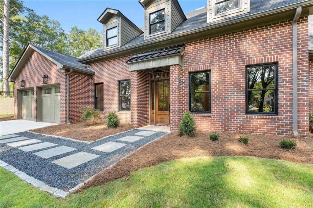 4 bedroom, 4 bathroom, 3,762 sq ft single family residence for sale at 111 Sunset Boulevard, Carrollton, GA 30117 — photo 6