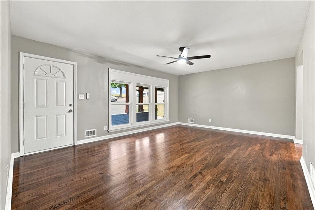 3 bedroom, 2 bathroom, 1,396 sq ft single family residence for sale at 2988 Valley Ridge Drive, Decatur, GA 30032 — photo 5