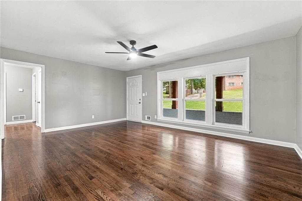 3 bedroom, 2 bathroom, 1,396 sq ft single family residence for sale at 2988 Valley Ridge Drive, Decatur, GA 30032 — photo 7