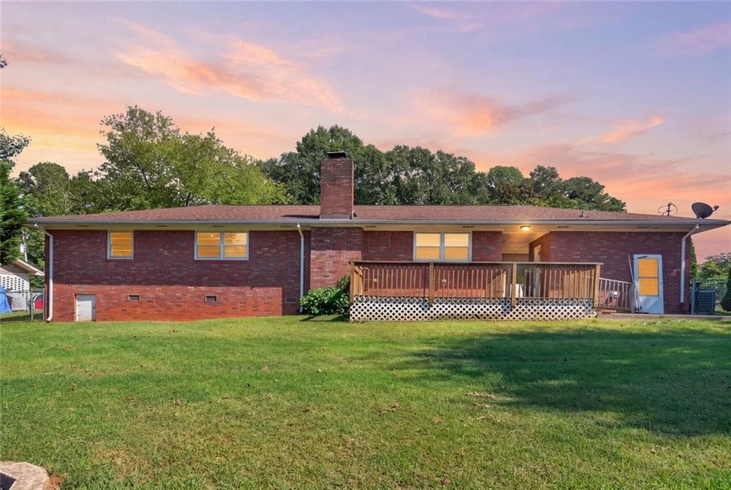 3 bedroom, 2 bathroom, 1,536 sq ft single family residence for sale at 3813 Todd Drive, Oakwood, GA 30566 — photo 2