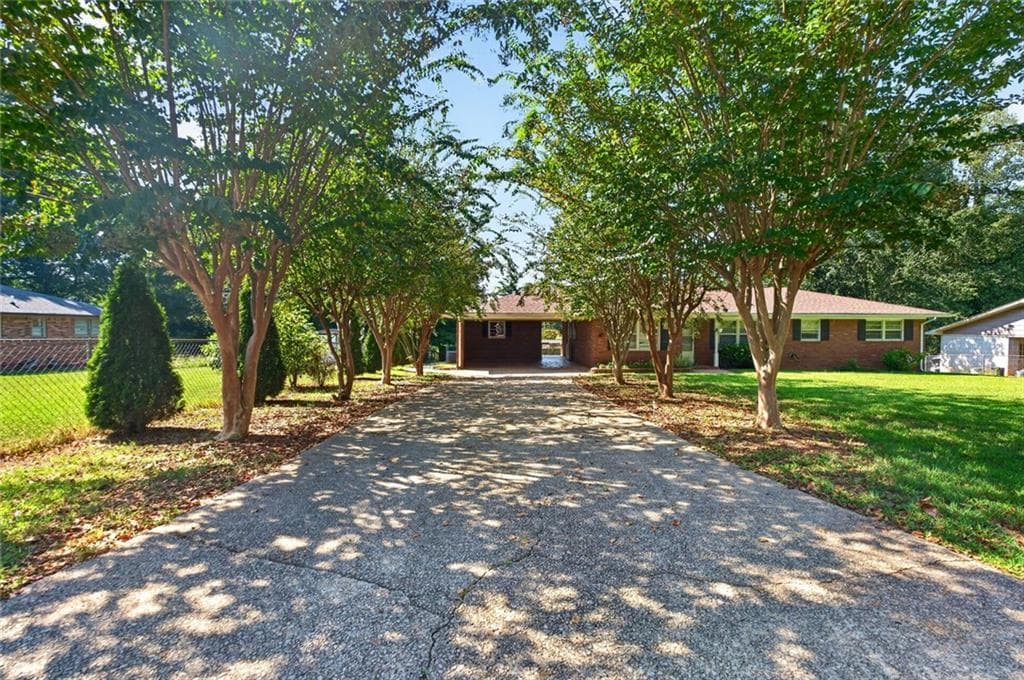 3 bedroom, 2 bathroom, 1,536 sq ft single family residence for sale at 3813 Todd Drive, Oakwood, GA 30566 — photo 8