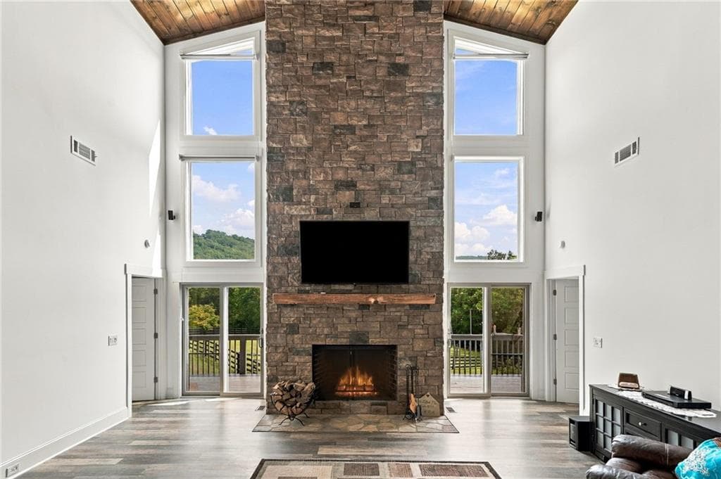 4 bedroom, 4 bathroom, 2,834 sq ft single family residence for sale at 279 Seven Springs Road, Talking Rock, GA 30175 — photo 9