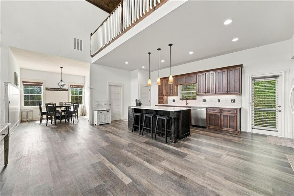 4 bedroom, 4 bathroom, 2,834 sq ft single family residence for sale at 279 Seven Springs Road, Talking Rock, GA 30175 — photo 8