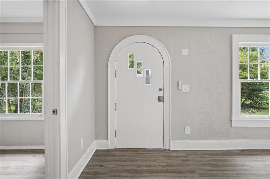 4 bedroom, 2 bathroom, 1,850 sq ft single family residence for sale at 2498 White Oak Drive, Decatur, GA 30032 — photo 4