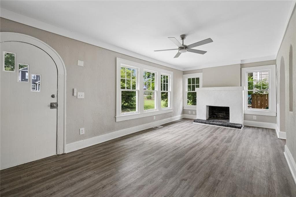 4 bedroom, 2 bathroom, 1,850 sq ft single family residence for sale at 2498 White Oak Drive, Decatur, GA 30032 — photo 5