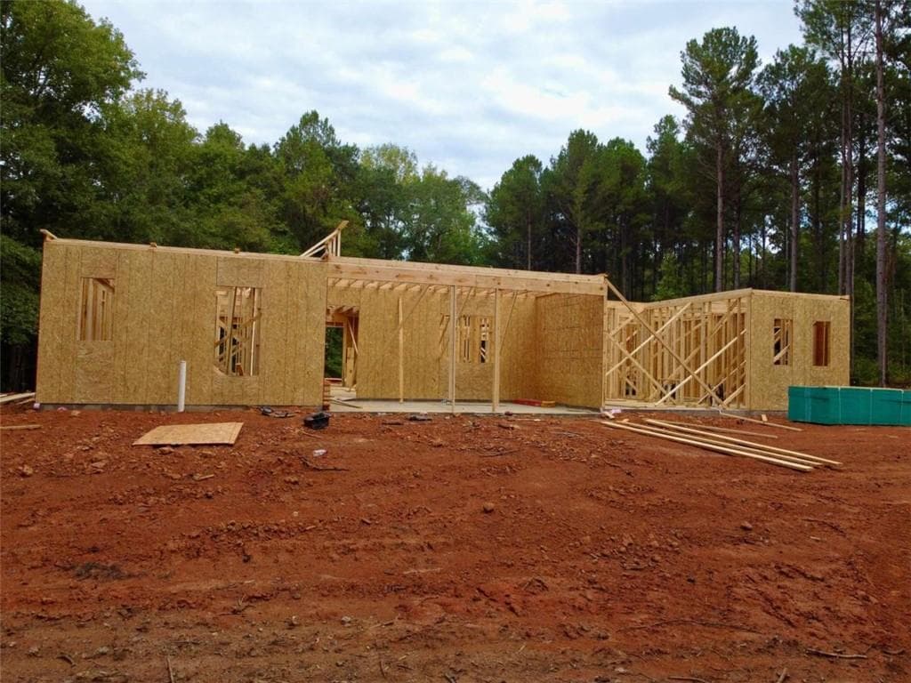 4 bedroom, 4 bathroom, 2,306 sq ft single family residence for sale at 2660 Indian Creek Road, Madison, GA 30650 — photo 5