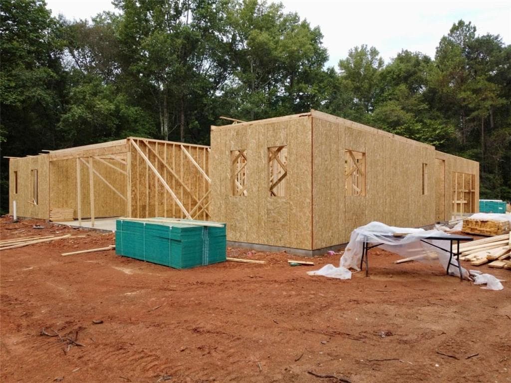 4 bedroom, 4 bathroom, 2,306 sq ft single family residence for sale at 2660 Indian Creek Road, Madison, GA 30650 — photo 6