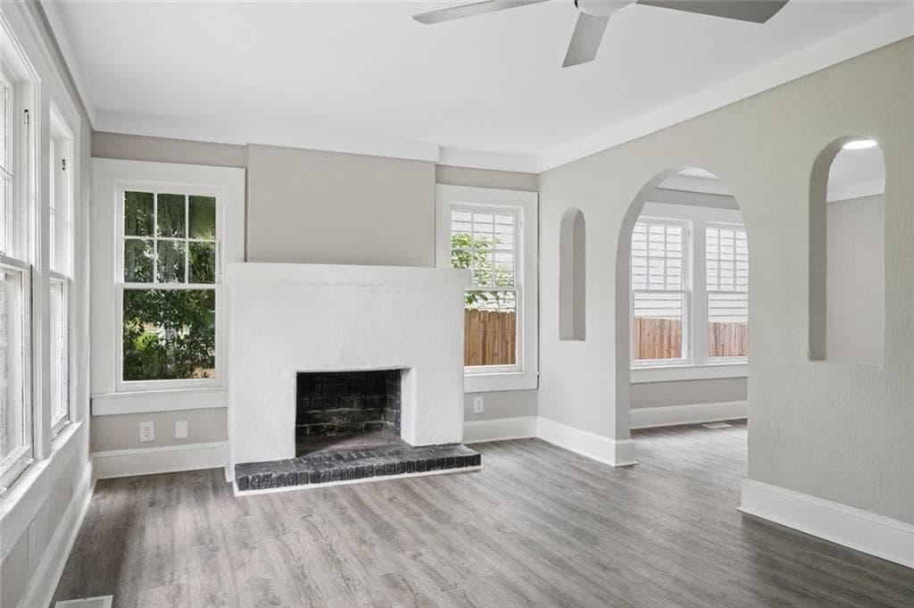 4 bedroom, 2 bathroom, 1,850 sq ft single family residence for sale at 2498 White Oak Drive, Decatur, GA 30032 — photo 8