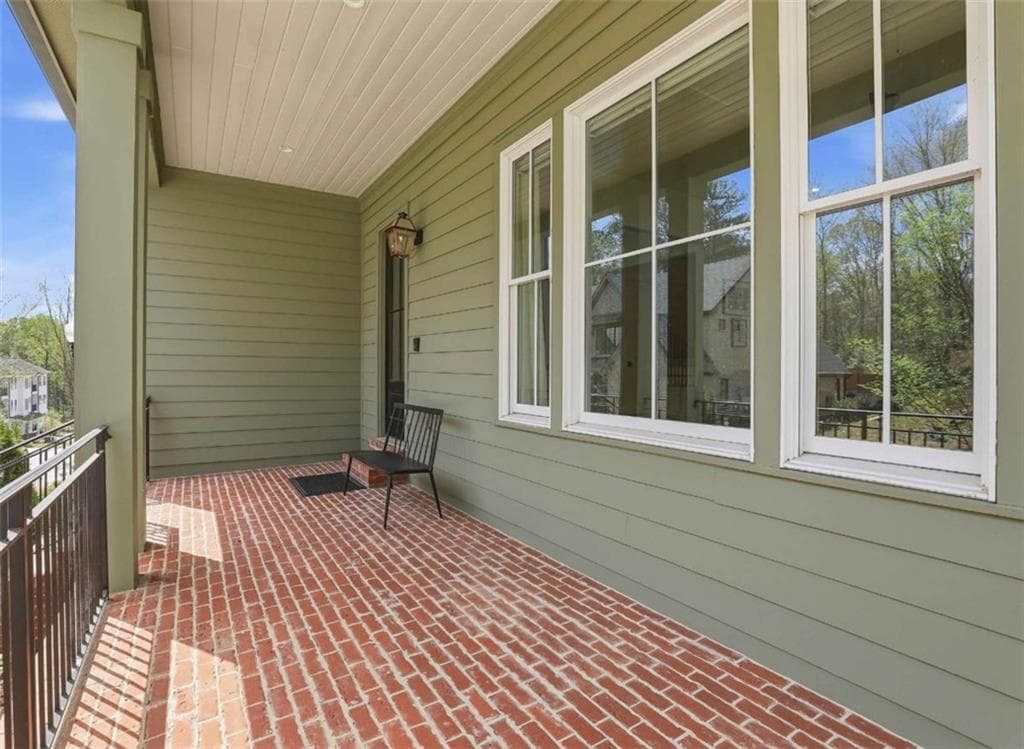 4 bedroom, 4 bathroom, 3,211 sq ft single family residence for sale at 1145 Blair Lane, Peachtree City, GA 30269 — photo 2