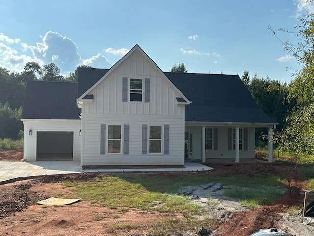 4 bedroom, 4 bathroom, 2,672 sq ft single family residence for sale at 75 Oak Road, Locust Grove, GA 30248