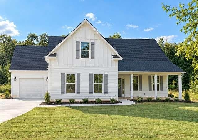 4 bedroom, 4 bathroom, 2,672 sq ft single family residence for sale at 75 Oak Road, Locust Grove, GA 30248