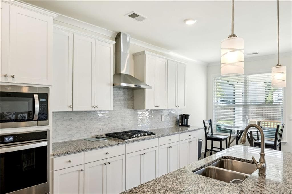 5 bedroom, 3 bathroom, 2,551 sq ft single family residence for rent at 13136 Vista Lane, Covington, GA 30014 for $2,750 a month — photo 10
