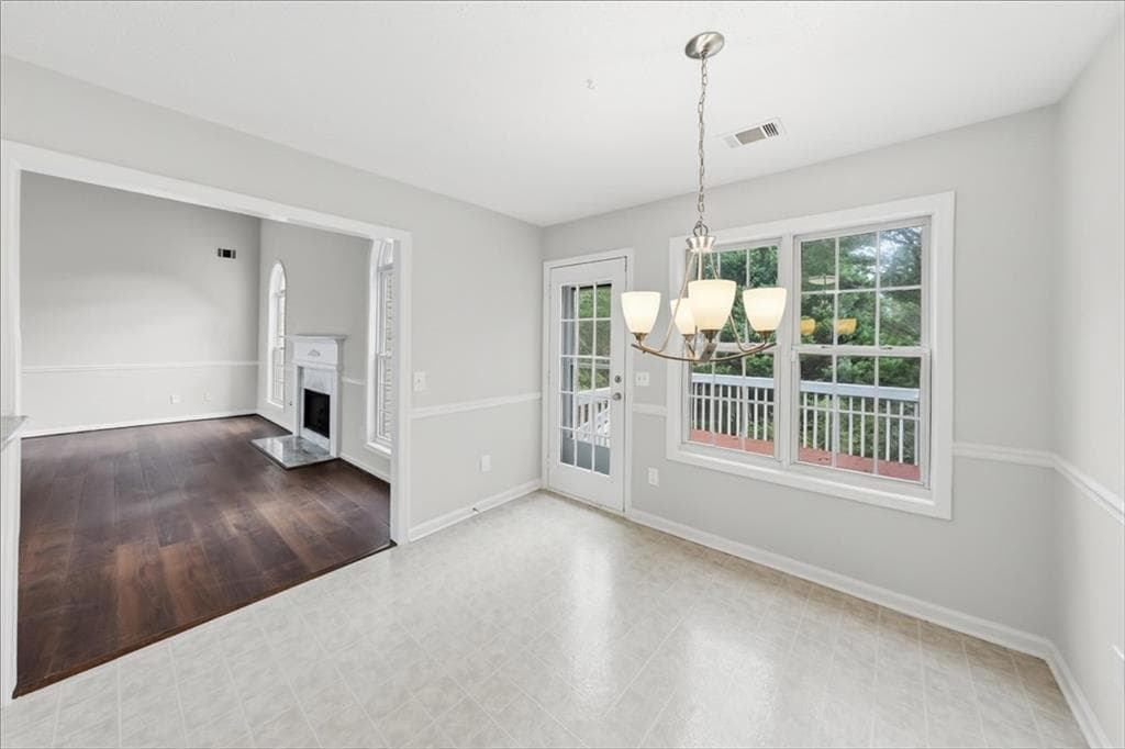 5 bedroom, 3 bathroom, 2,574 sq ft single family residence under contract at 286 Trailwood Gap, Douglasville, GA 30134 — photo 6