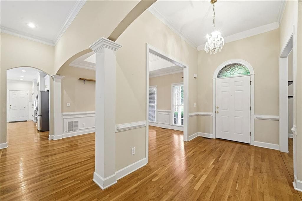 5 bedroom, 4 bathroom, 4,502 sq ft single family residence for sale at 5409 Culzean Way, Suwanee, GA 30024 — photo 4