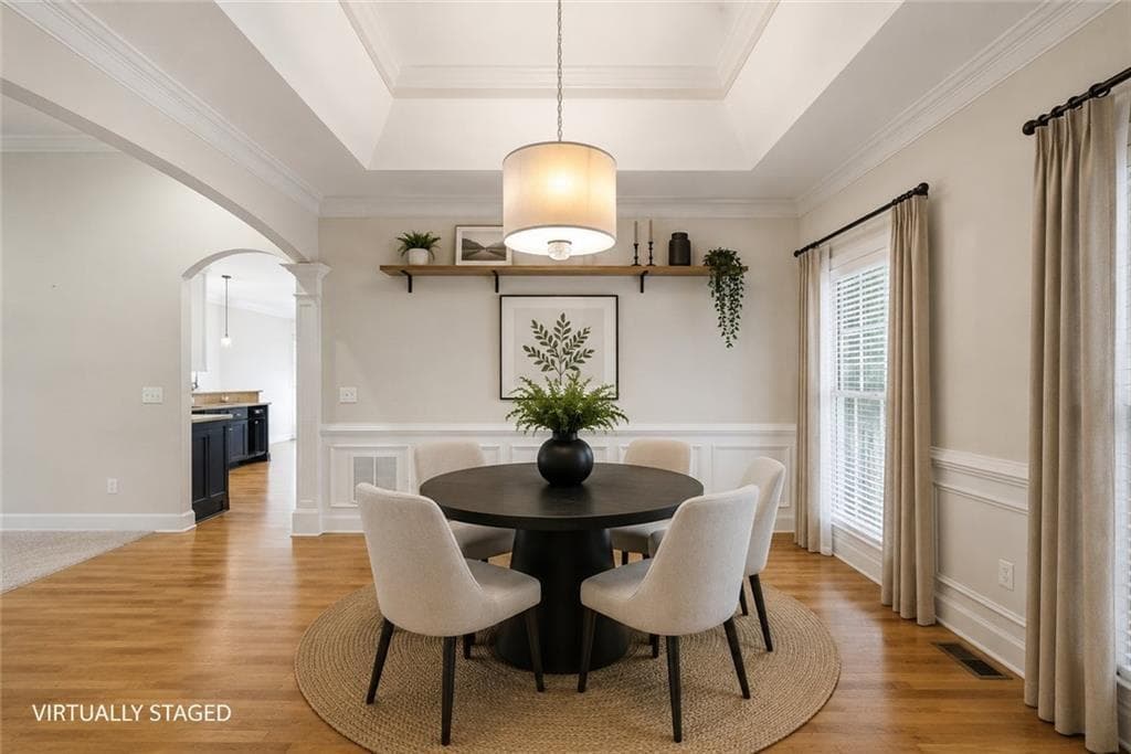 5 bedroom, 4 bathroom, 4,502 sq ft single family residence for sale at 5409 Culzean Way, Suwanee, GA 30024 — photo 7