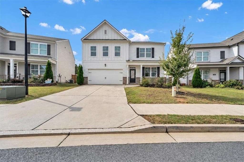 5 bedroom, 3 bathroom, 2,856 sq ft single family residence for sale at 167 Fernbrook Trail, Dawsonville, GA 30534 — photo 3