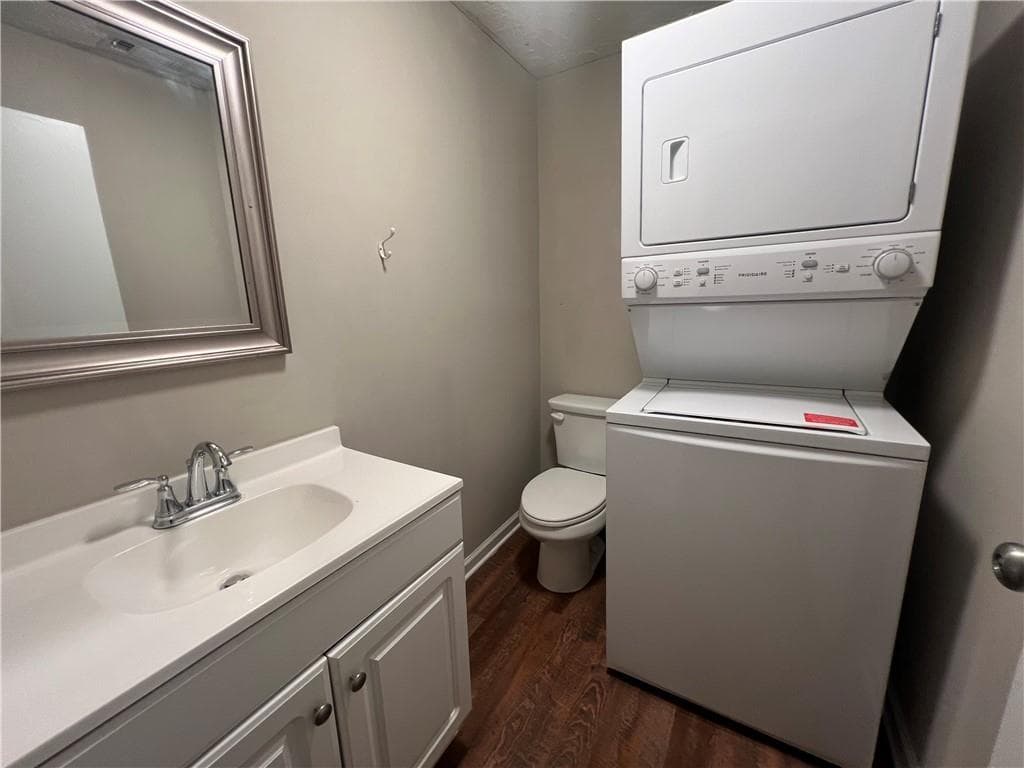 1 bedroom, 2 bathroom, 924 sq ft duplex for rent at 49 Quarry Street, Gainesville, GA 30501 for $1,395 a month — photo 4