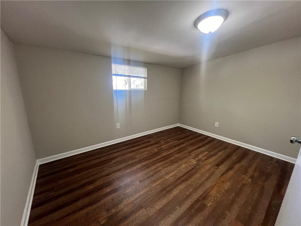 1 bedroom, 2 bathroom, 924 sq ft duplex for rent at 49 Quarry Street, Gainesville, GA 30501 for $1,395 a month — photo 5