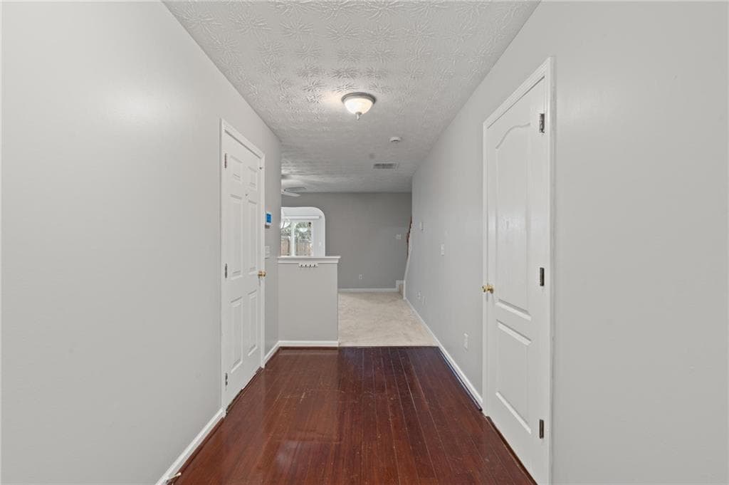 3 bedroom, 3 bathroom, 1,550 sq ft townhouse for sale at 684 Georgetown Court, Jonesboro, GA 30236 — photo 6