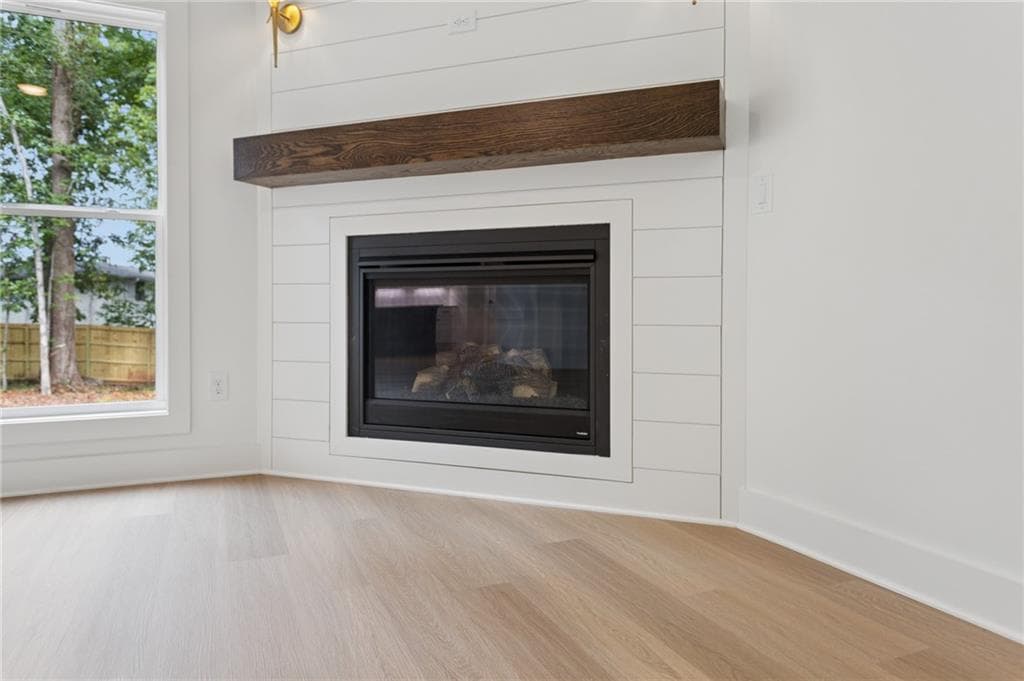 4 bedroom, 4 bathroom, 2,439 sq ft single family residence for sale at 2266 Belmont Circle, Smyrna, GA 30080 — photo 10