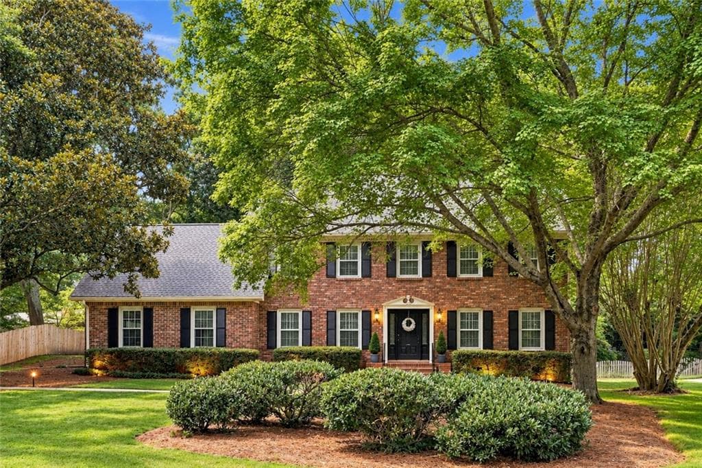 4 bedroom, 4 bathroom, 2,870 sq ft single family residence for sale at 4978 Heatherdale Lane, Atlanta, GA 30360