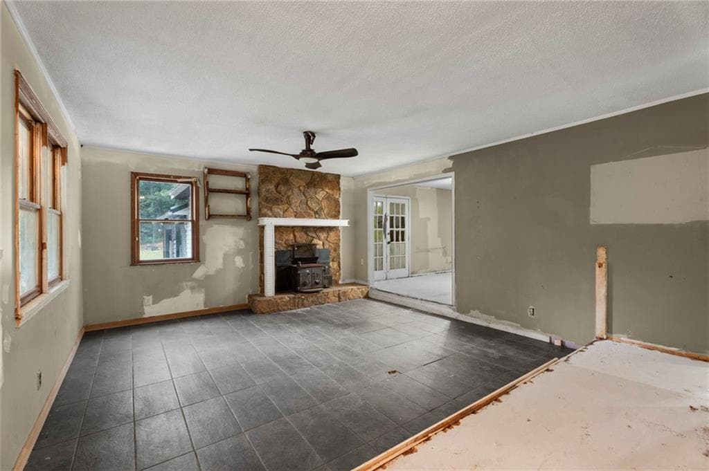 3 bedroom, 2 bathroom, 1,666 sq ft single family residence for sale at 16 Mctier Circle, Cartersville, GA 30120 — photo 8