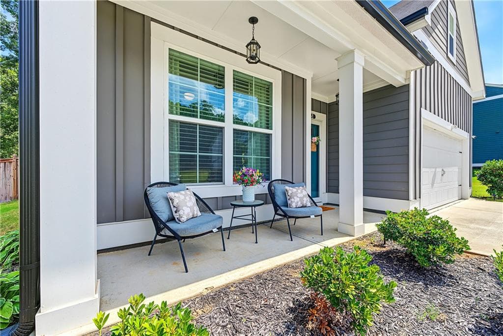 5 bedroom, 3 bathroom, 2,421 sq ft single family residence for sale at 258 Creekstone Drive, Dallas, GA 30132 — photo 4