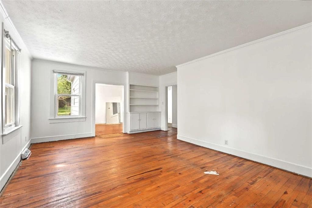 2 bedroom, 1 bathroom, 1,370 sq ft single family residence for sale at 7 Georgia Avenue, Hampton, GA 30228 — photo 2
