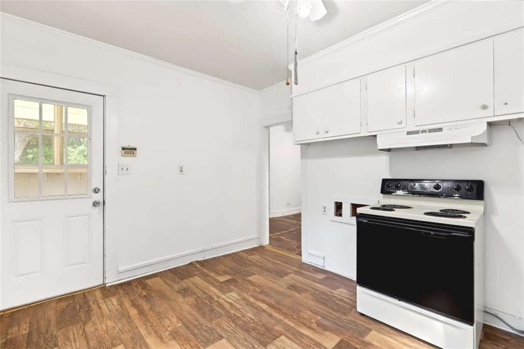 2 bedroom, 1 bathroom, 1,370 sq ft single family residence for sale at 7 Georgia Avenue, Hampton, GA 30228 — photo 7